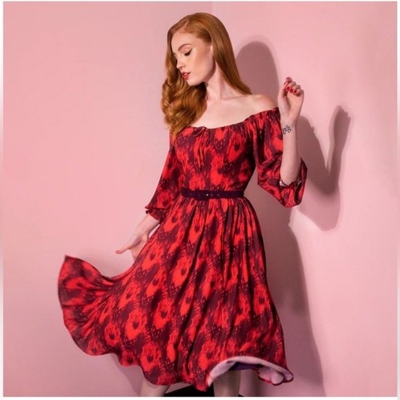Vixen by Micheline Pitt It Chapter 2 Pennywise Cottage Dress, Size L GUC - Picture 1 of 7